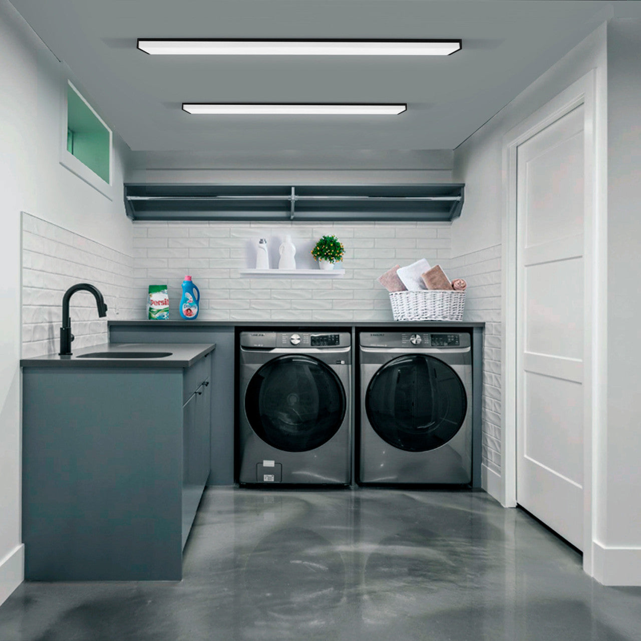 EQUIPO LINEAL 36W 3CCT NEGRO LIGHTECH