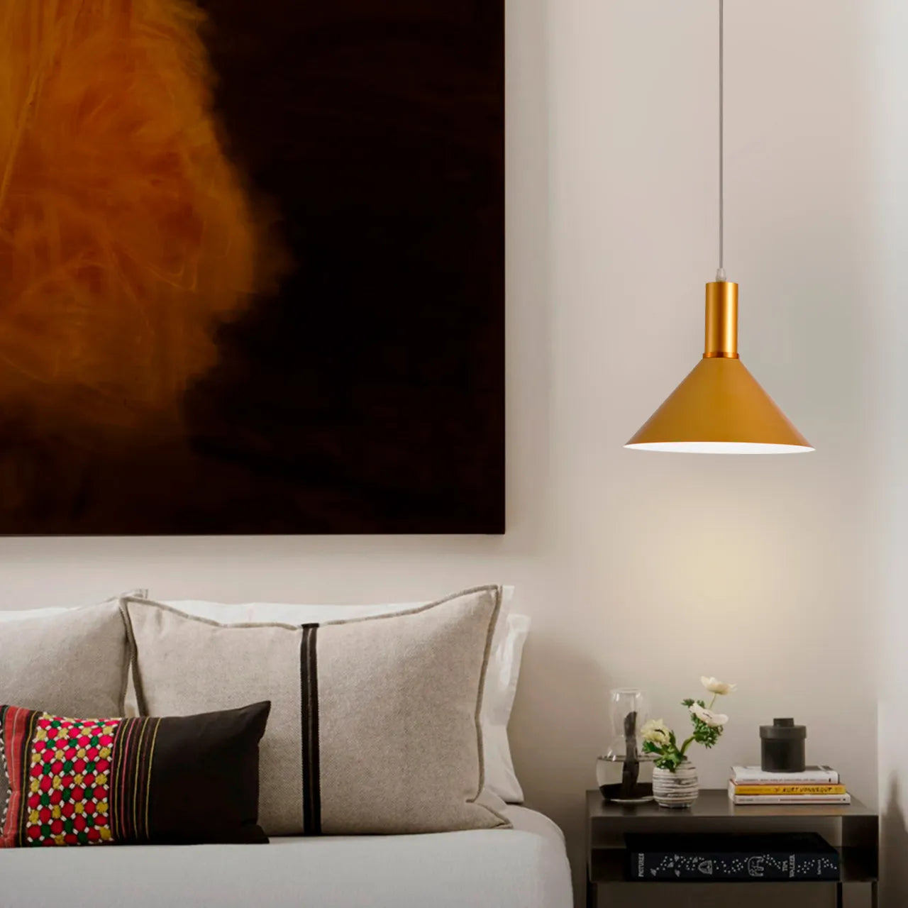 COLGANTE DELTA E27 COLOR DORADO LIGHTECH